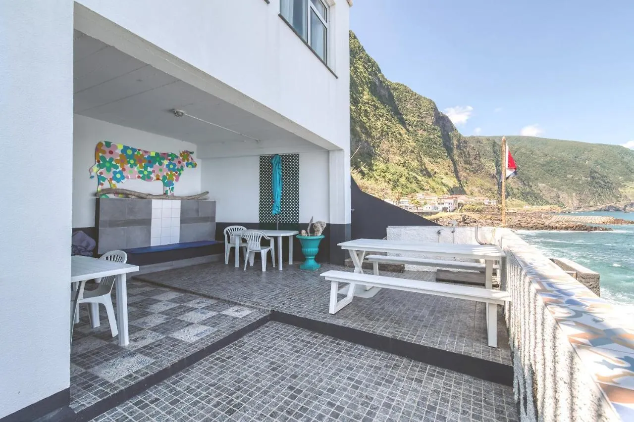 The Waves Hostel Sao Vicente